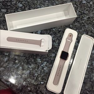 38MM LIKE NEW APPLE SPORT WATCH