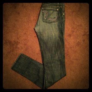 Rock and republic straight leg/skinny jeans.