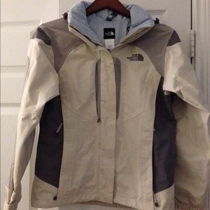 North Face Hyvent ski jacket