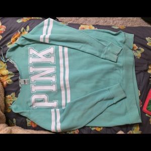 Off the shoulder crew