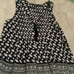 Black and white patterned tank