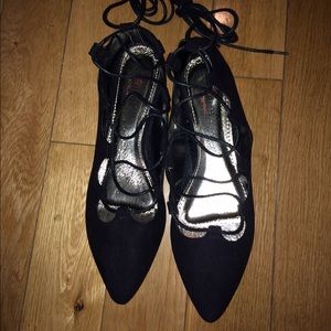 Brand New pointy ballet flats