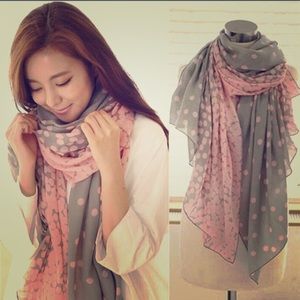 Beautiful gray and pink scarf