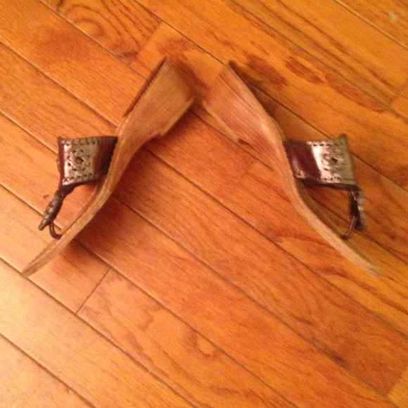 SOLD Bronze Wedge Jack Rogers - Picture 3 of 4