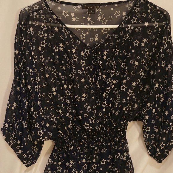 Sheer, kimono sleeve top - Picture 1 of 2