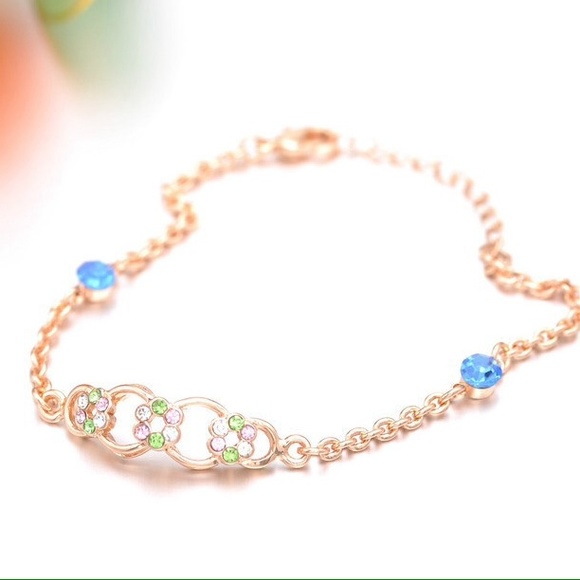 💥SALE💥 18K gold plated CZ stone bracelet - Picture 2 of 3