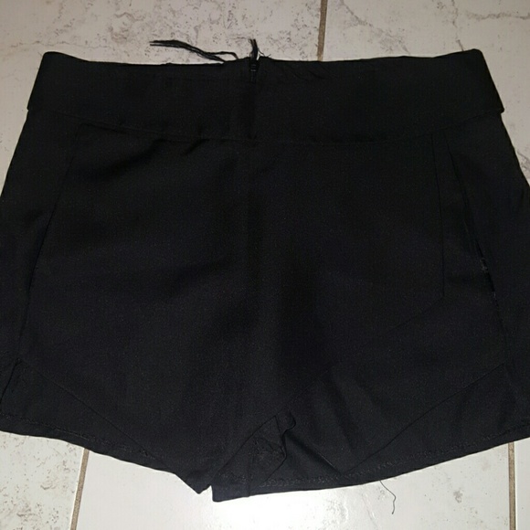 Inspired short skort
