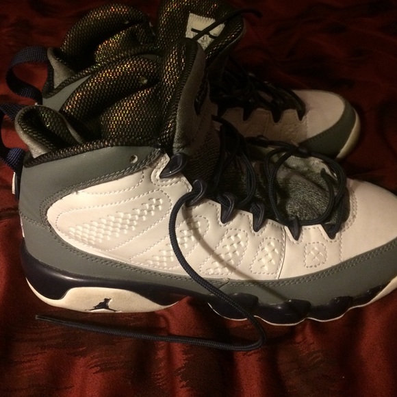Air Jordan 9s.