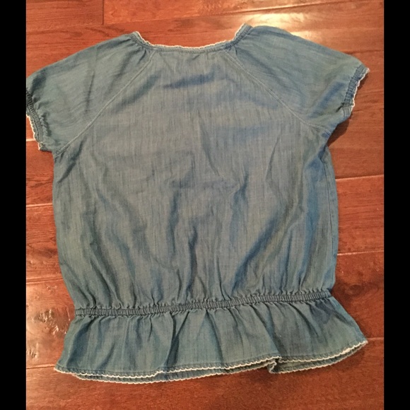 Woman's top - Picture 3 of 4