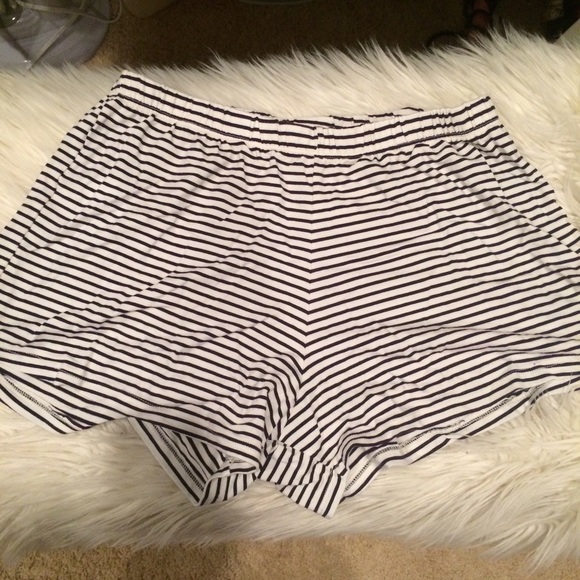 Brandy Melville Striped shorts