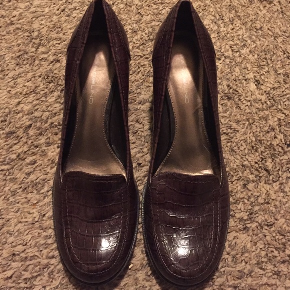 Brown leather loafer slip on with heel