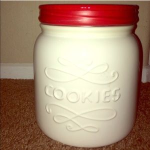 Ceramic cookie jar
