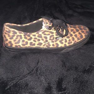 Cheetah print VANS