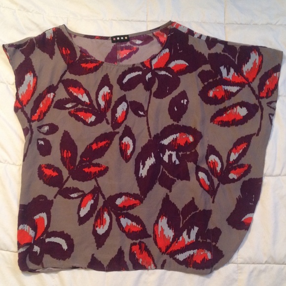 LAST CHANCE - Floral Blouse