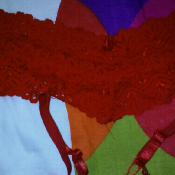 Garder - Picture 2 of 2