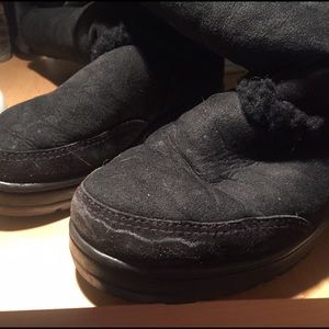 Black uggs