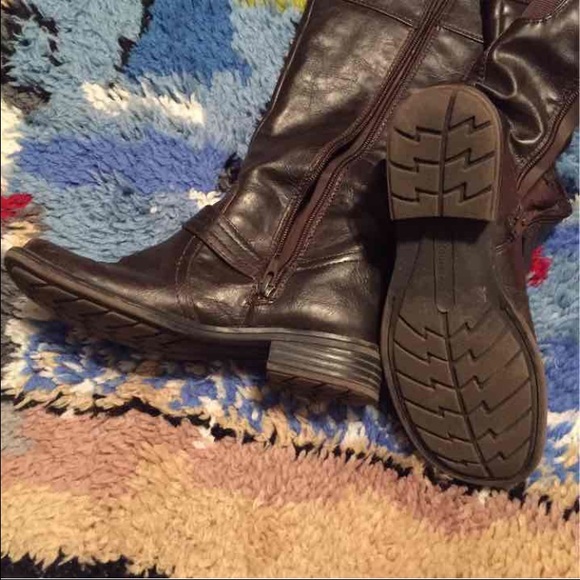 SOLD Brown riding boots - Picture 3 of 4