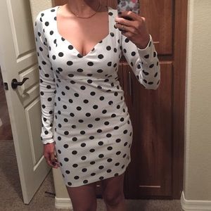 Sexy bodycon dress with sweetheart neckline