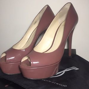 Excellent condition B Bryan Atwood platform heel