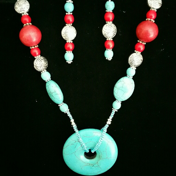Turquoise/Coral Necklace and Earrings - Picture 1 of 2