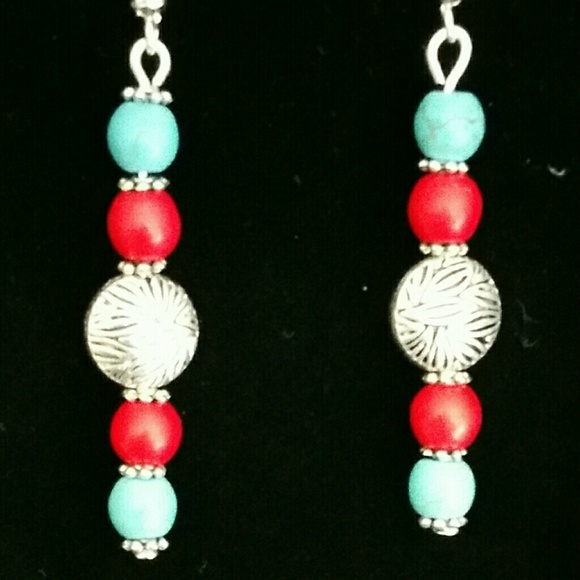 Turquoise/Coral Necklace and Earrings - Picture 2 of 2