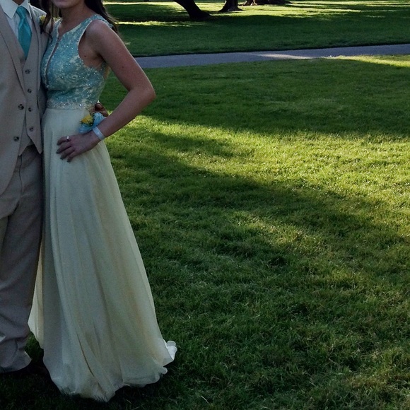 pale yellow/light blue beaded formal PROM DRESS - Picture 1 of 4