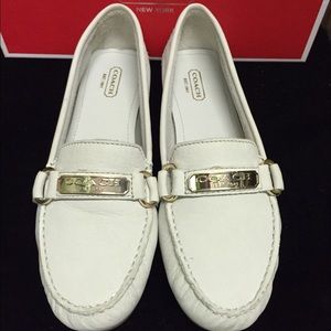 Coach Felisha Mic Nubuck Chalk Loafers Sz 9B A1129