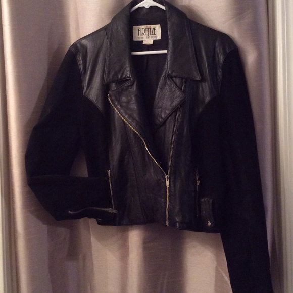 Leather jacket - Picture 1 of 4