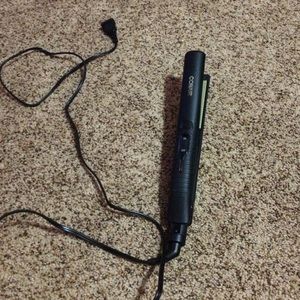 Conair hair straightener