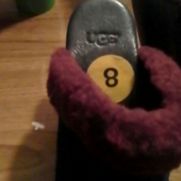 Authentic ugg clogs - Picture 2 of 4