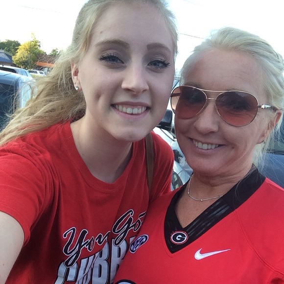 Hi I'm (Jill). I'm from Marietta, Ga - Picture 3 of 5