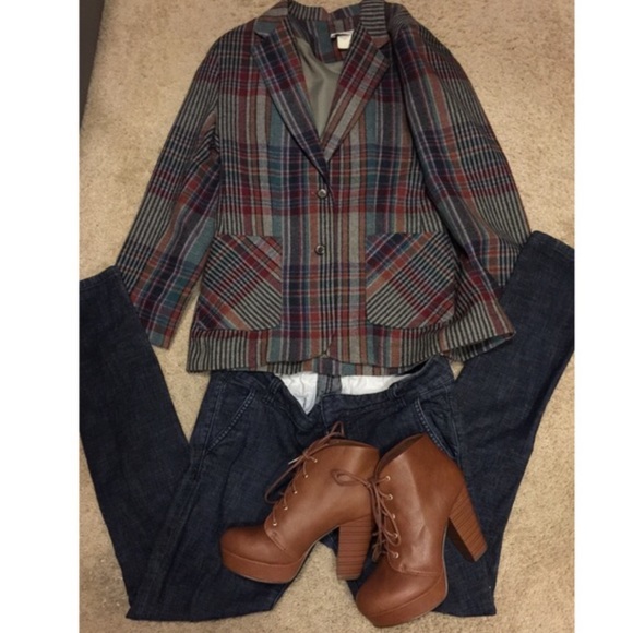 Cute vintage plaided blazer