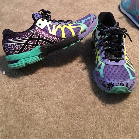 Asics, Gel-Noosa Tri 9