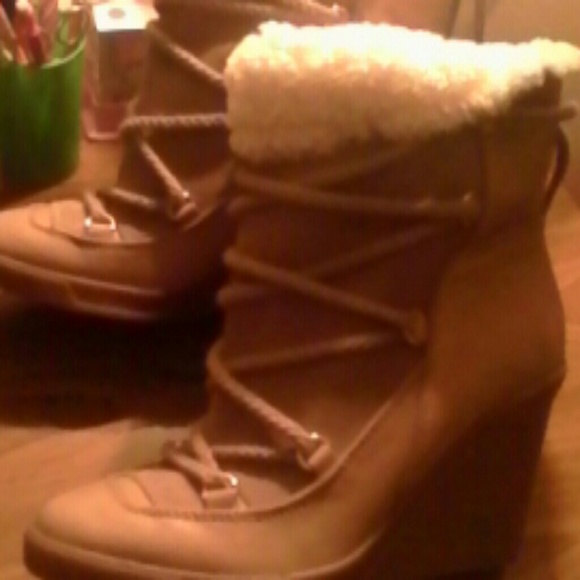 Michael kors boots - Picture 1 of 4