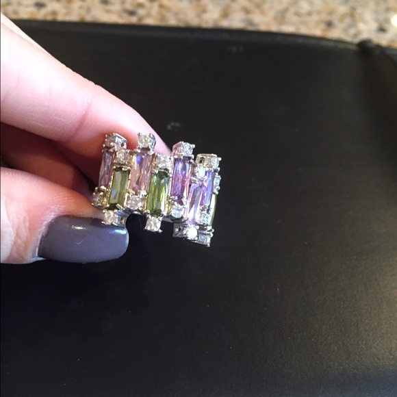 Ring - Picture 2 of 2