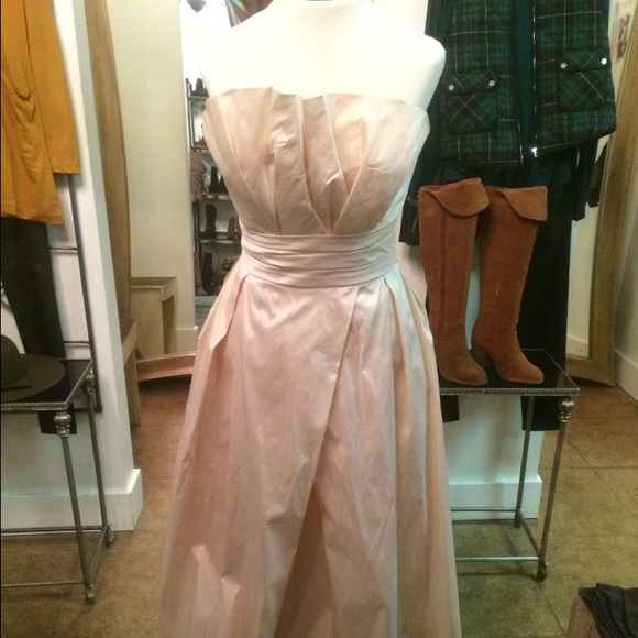 Monique Lhuillier Gown