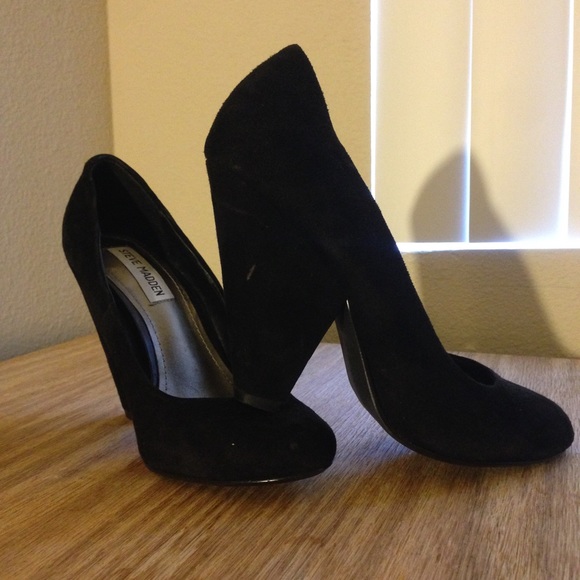 Steve Madden black heels - Picture 2 of 4