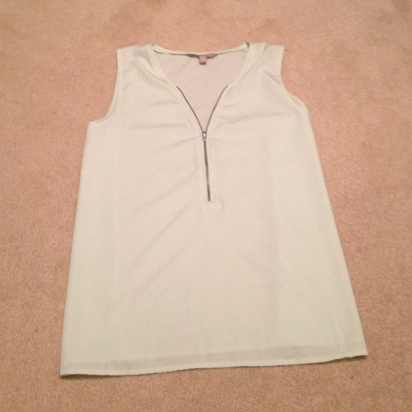Silky, minty green tank top