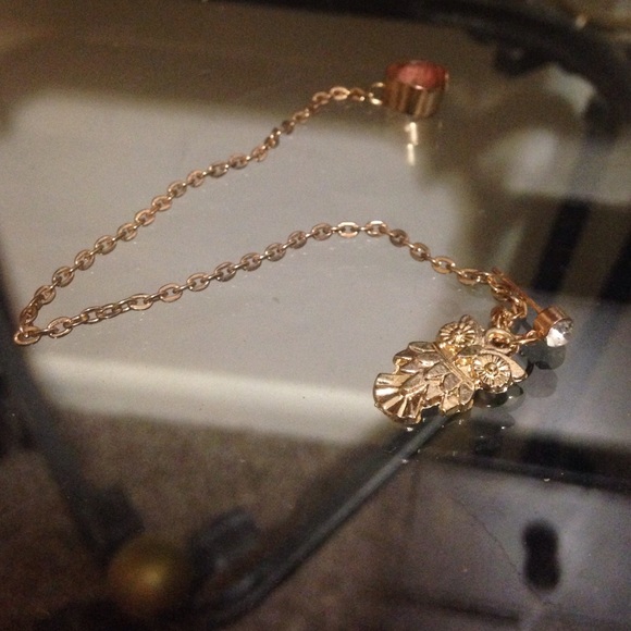 Owl earring - Picture 3 of 3