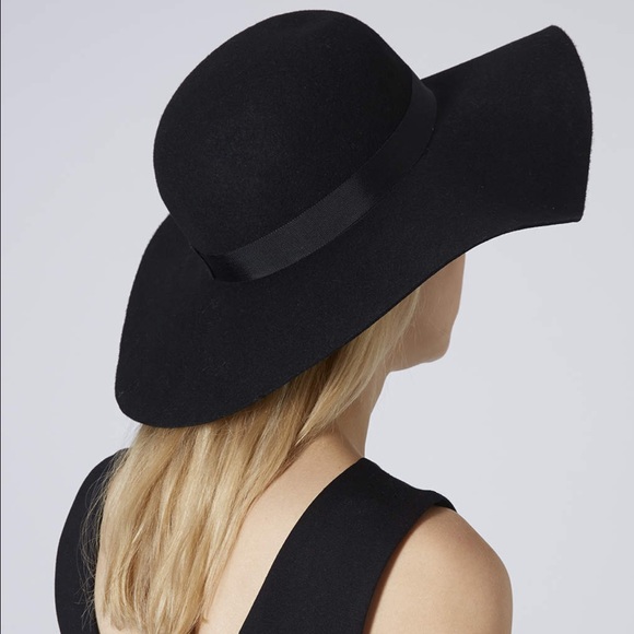Topshop Other - Topshop Black Floppy Hat