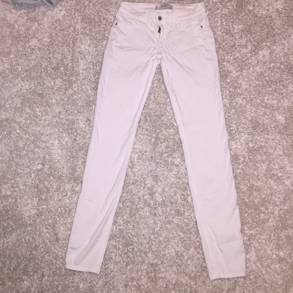 White Abercrombie and Fitch jeans