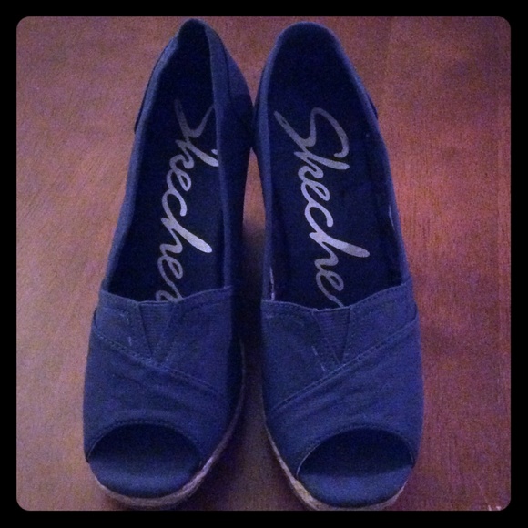 Skechers wedge sandals