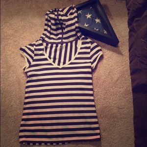 🇺🇸 Navy Striped Top with Hood