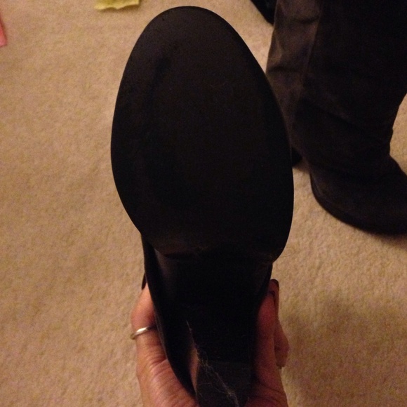 Fall boots - Picture 2 of 3