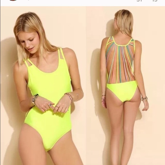 Open back monokini - Picture 1 of 3