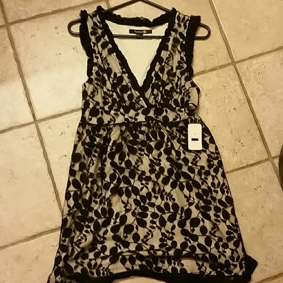 New Forever 21 lace dress