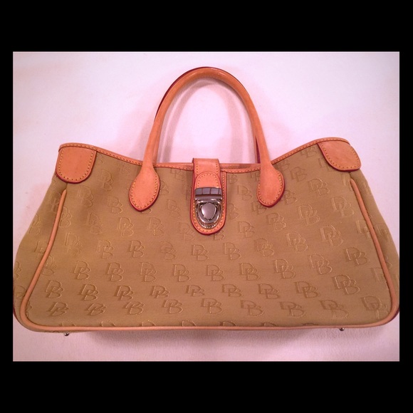 ⛔️SOLD⛔️ Dooney and Bourke Cream Monogram