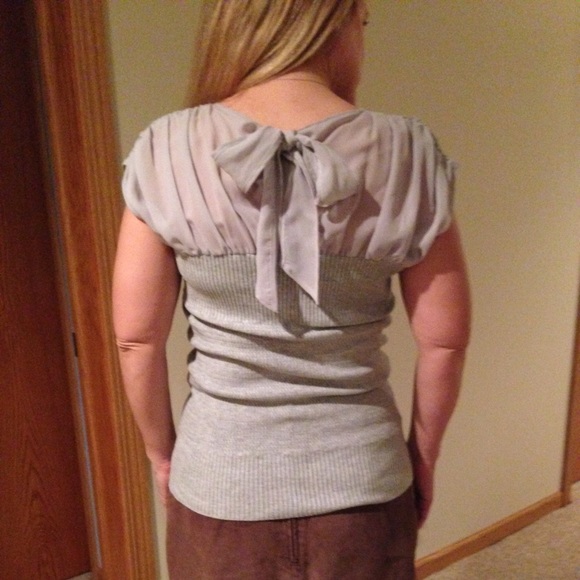 Grey Sheer, Sweater, and Short Sleeved Shirt Sm