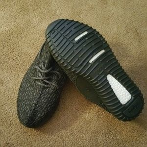 Women's Yeezy 350 Boosts