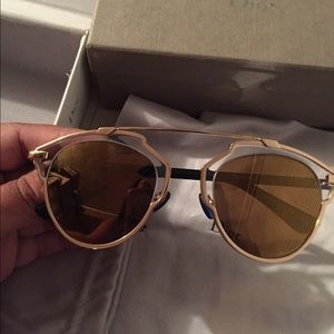 ❌❌SOLD❌❌100% AUTHENTIC DiorSoReal sunglasses